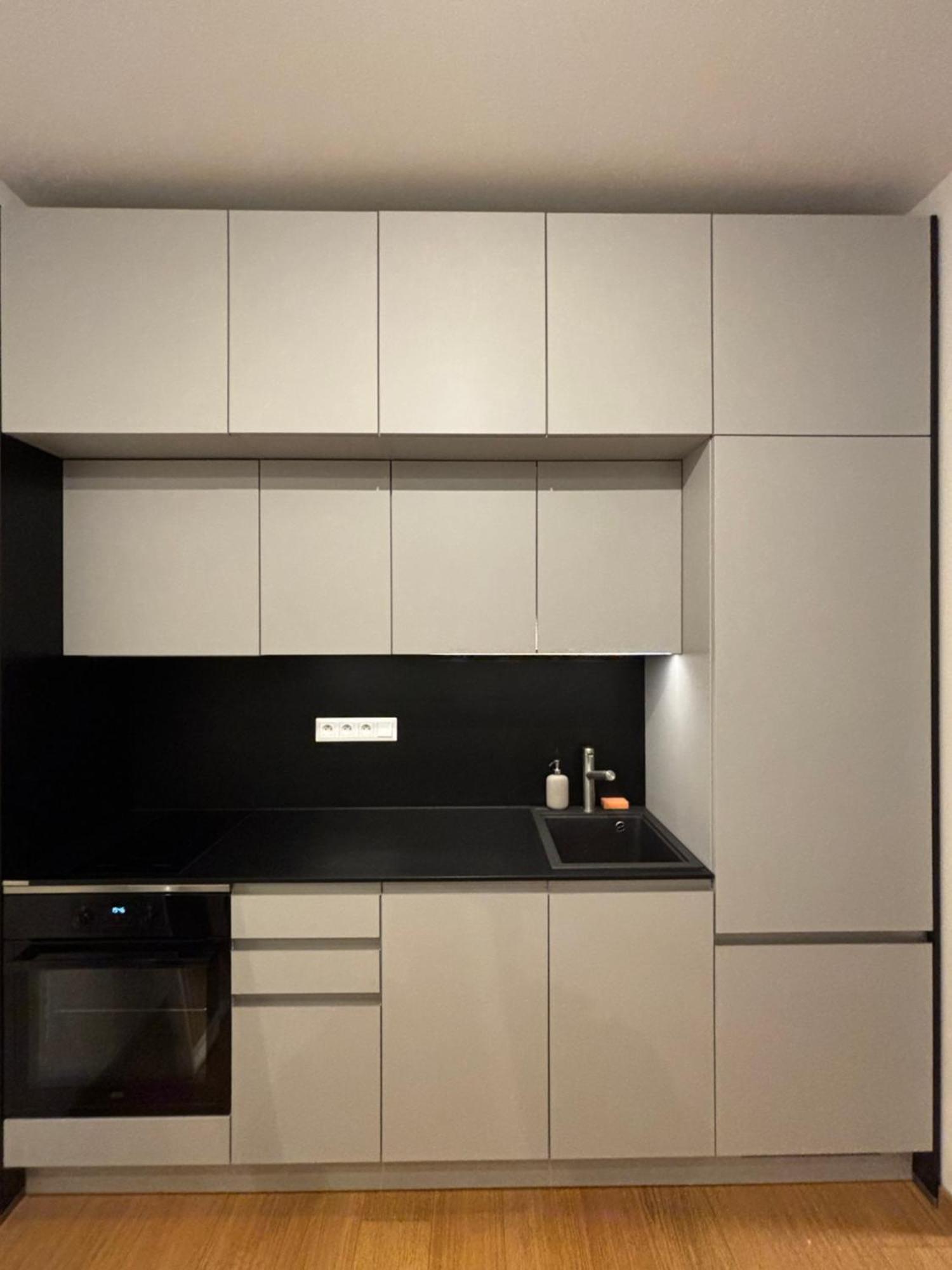 Main City Center - Luxury - Free Parking - City View Bratislava Exterior foto