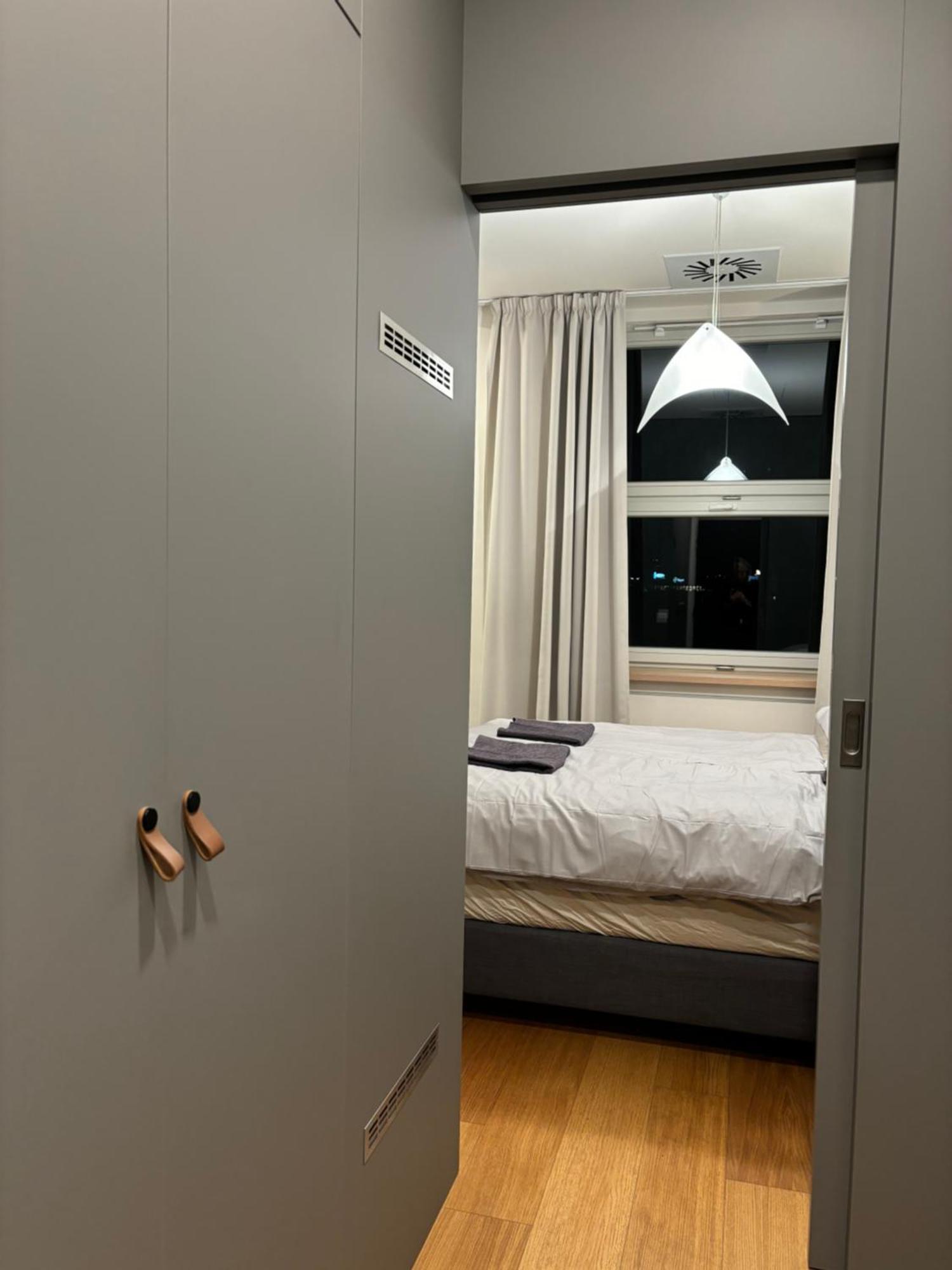 Main City Center - Luxury - Free Parking - City View Bratislava Exterior foto